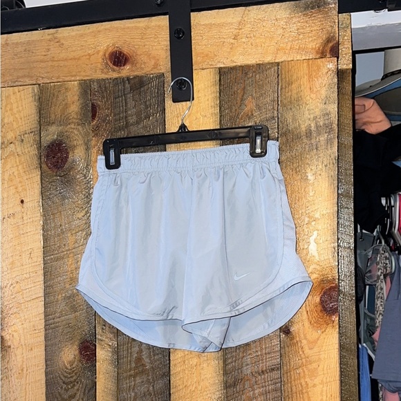 Nike shorts - Picture 1 of 1